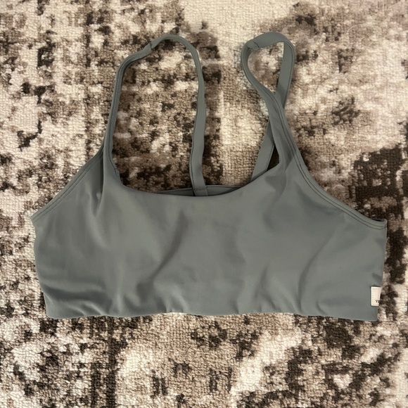 Vuori Yosemite Bra and Daily Legging - Picture 2 of 7